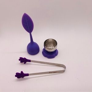 NWOT Tea Diffuser and Tongs for sugar cubes. Purple.